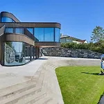 Madla.Villa